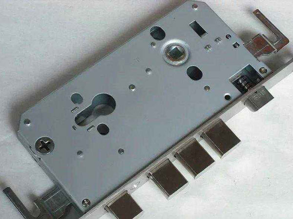 石河子24小时上门开锁公司