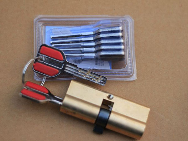 石河子24小时上门开锁公司