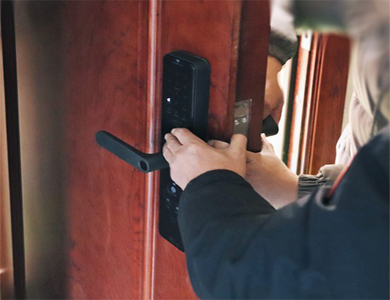 石河子24小时上门开锁公司